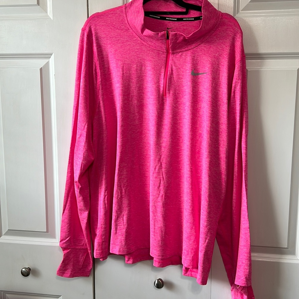 Nike half zip top in neon pink size 3X